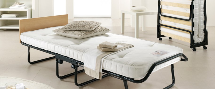 How to Utilise The Space Saved By a Folding Bed