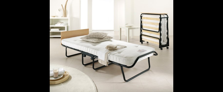 How to Utilise The Space Saved By a Folding Bed