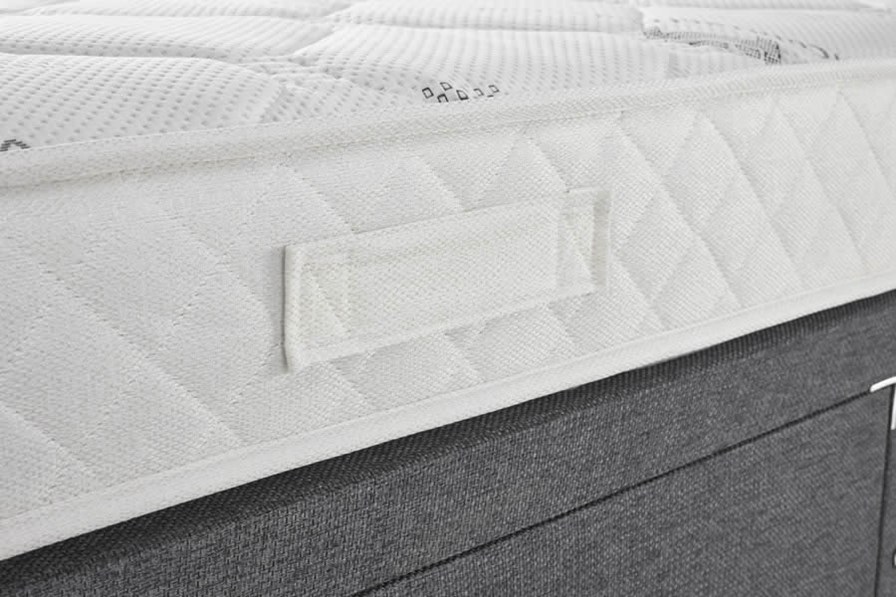 Jasmine Zip And Link Mattress