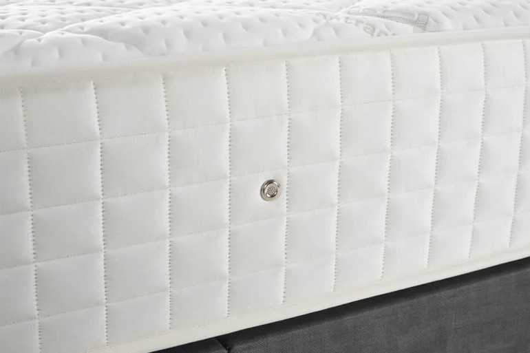 Senator 1000 Zip And Link Mattress