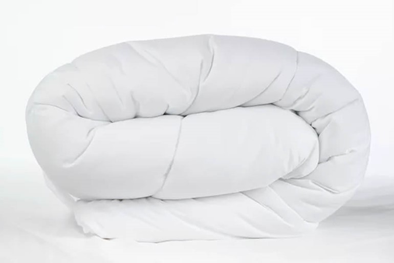 Nestle Non Allergenic Hollowfibre Duvet