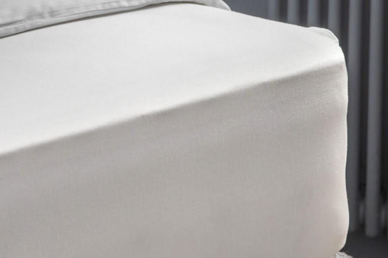 Deep Fitted Sheet 200 Thread Count