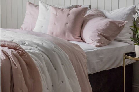 Cotton Stitch Bedspread - Blush / White